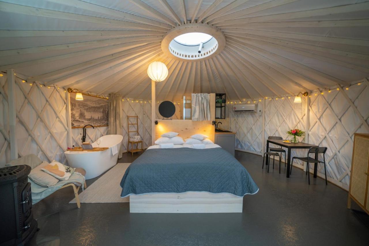 Izera Glamping Adults - Luksusowe Jurty&Spa Gajowka  Екстериор снимка